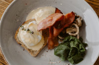 Choose a dining at the lodge addition to your stay in Te Anau at Prodpect Lodge.