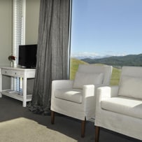 Prospect Lodge Te Anau B&B offer luxury surroundings to relaxwhile visiting Fiordland.